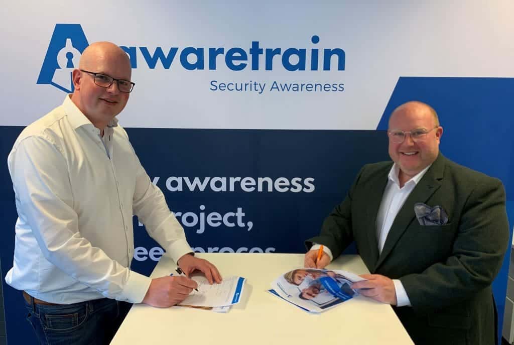 NFIR en Awaretrain officieel partner